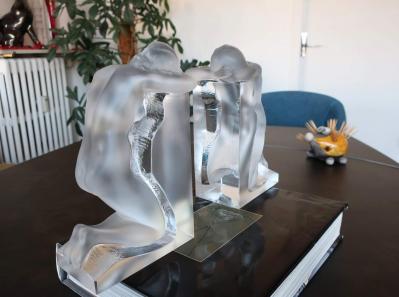 Marc lalique serre livres cristal